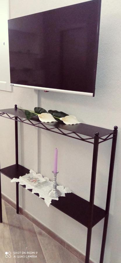 Il Cortiletto Apartment Verduno Bagian luar foto