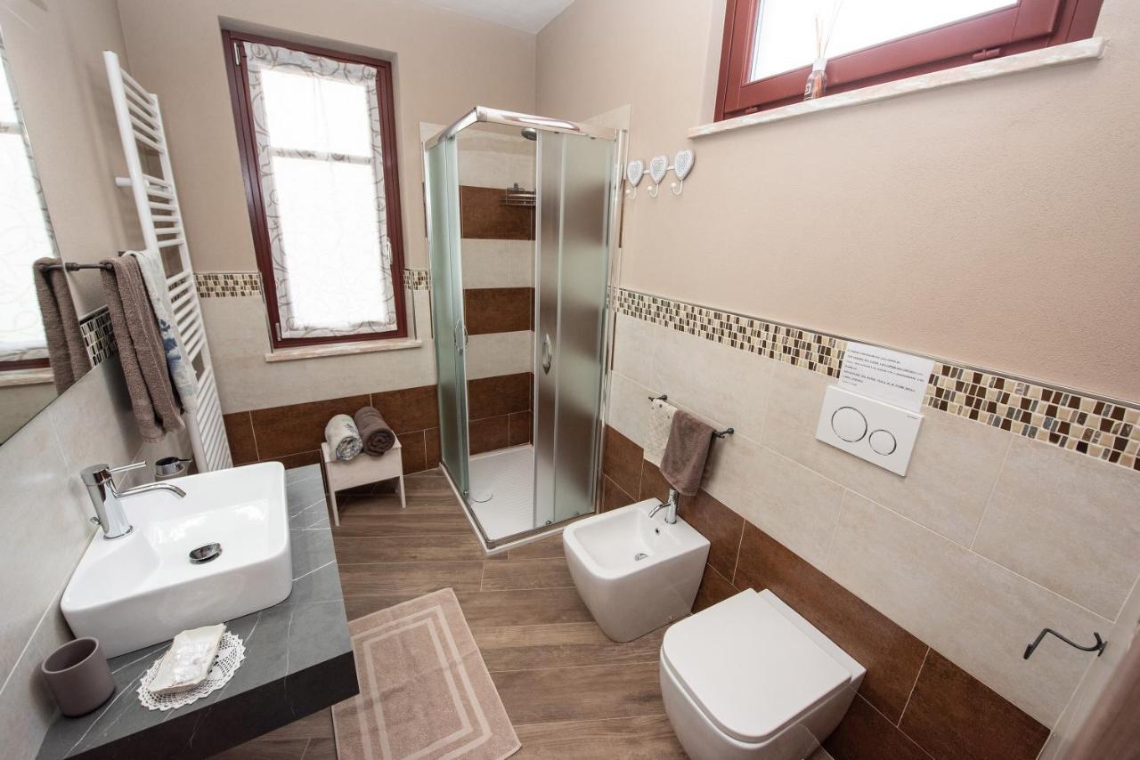 Il Cortiletto Apartment Verduno Bagian luar foto