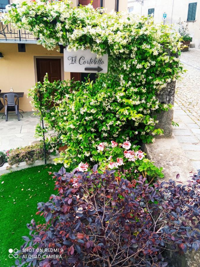 Il Cortiletto Apartment Verduno Bagian luar foto